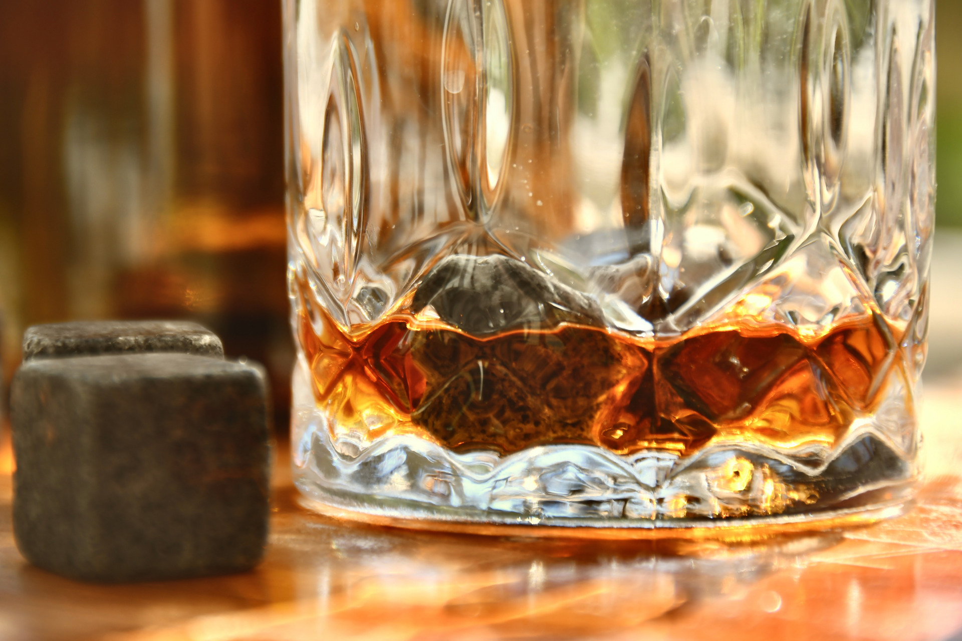A Deep Dive into All Things Whisky