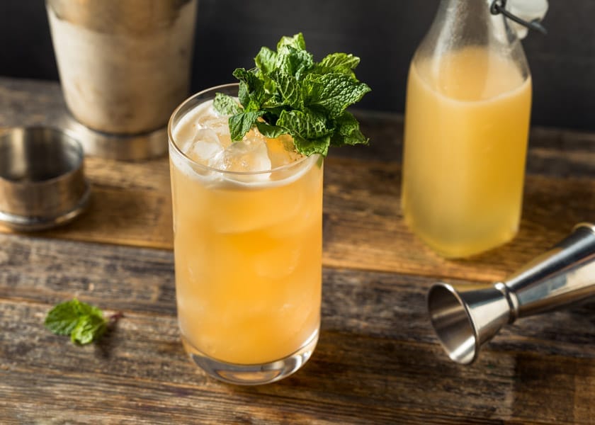 Fogcutter gin cocktail