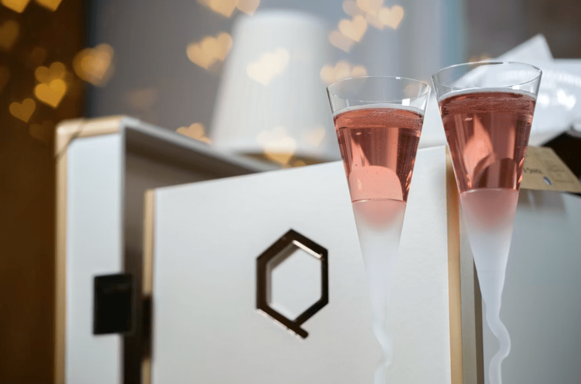 A Delicious Guide to Pairing Food with Rosé Champagne