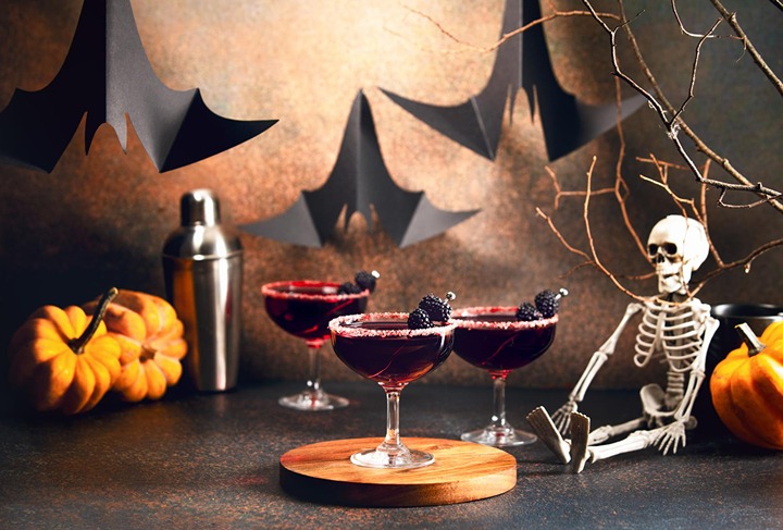 Spooky Sips Halloween Cocktail Recipes to Haunt Your Taste Buds