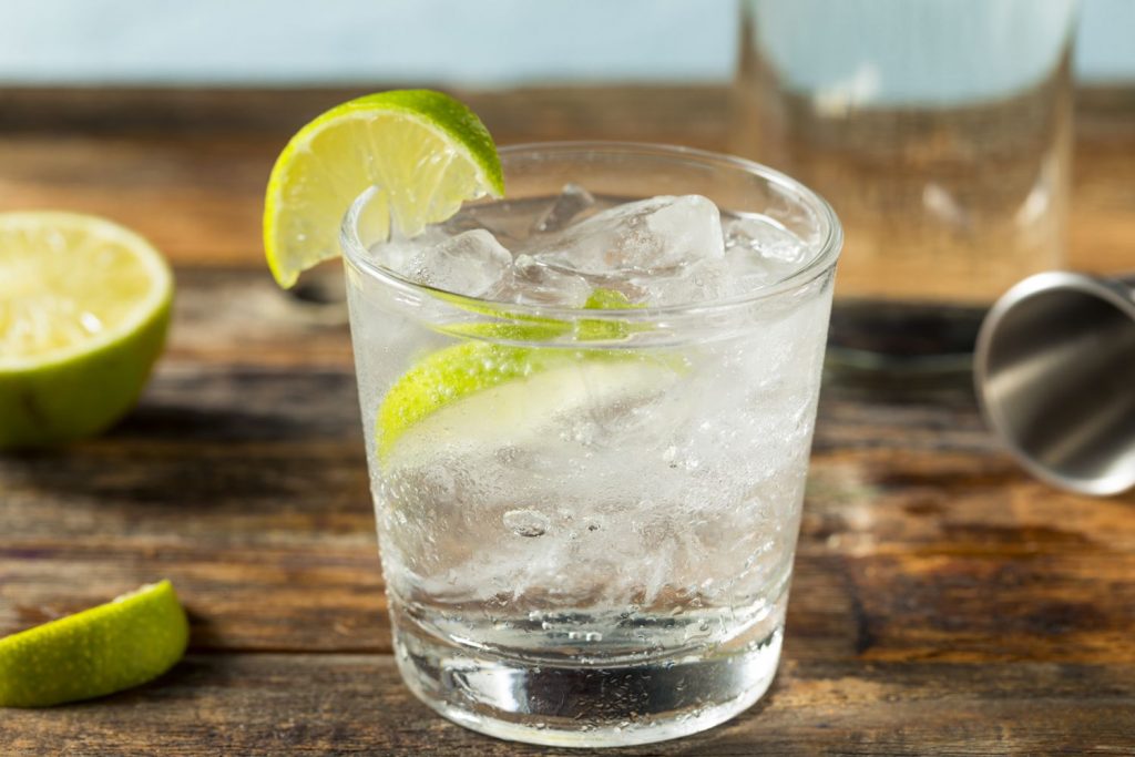 gin and tonic