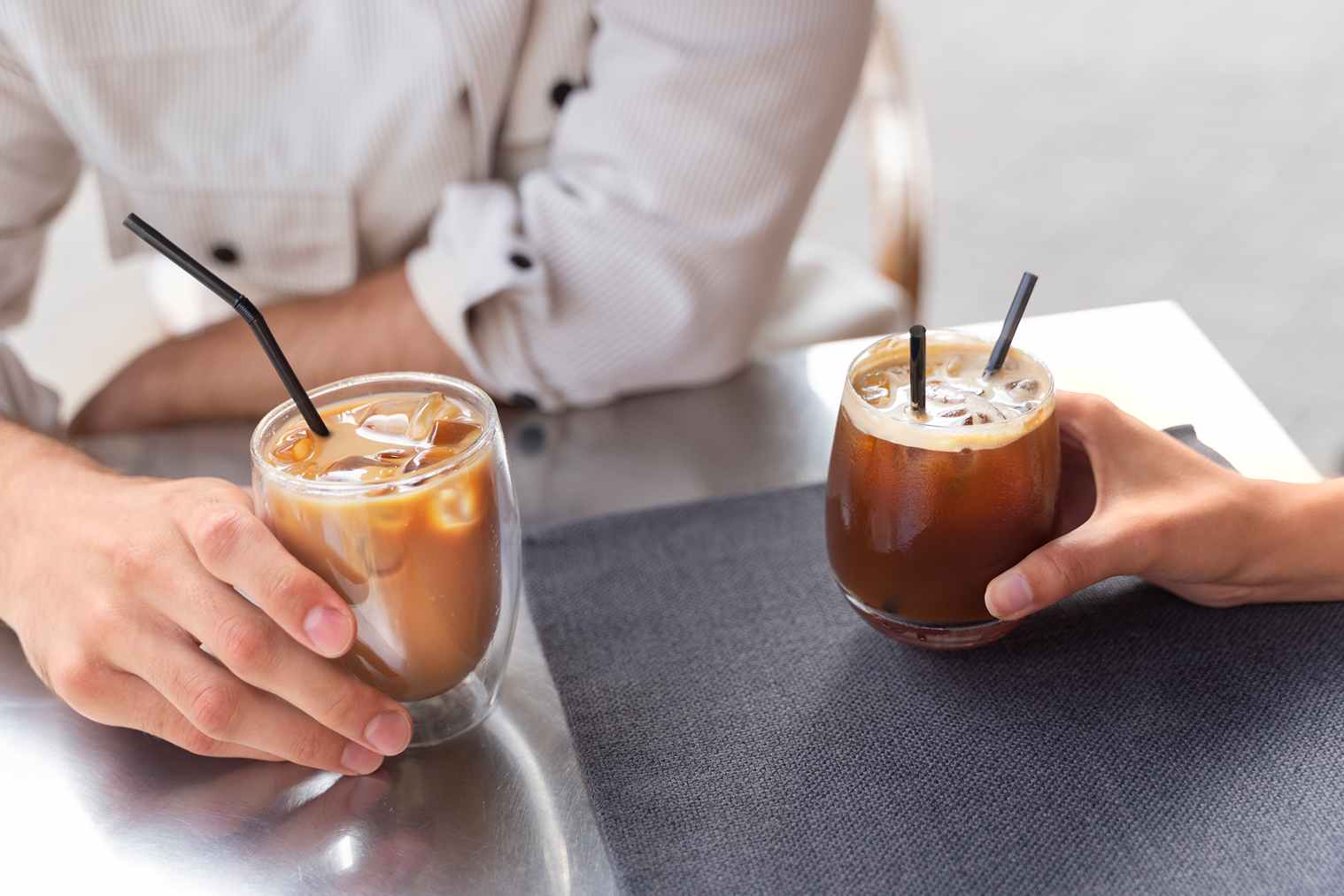 contoh minuman alkohol rasa kopi