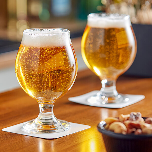 cara minum cognac dengan tulip glass