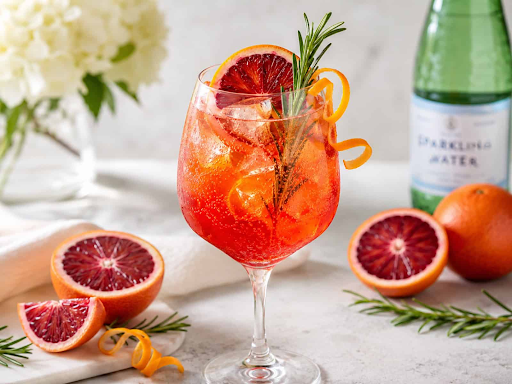 Blood Orange Spritz ide halloween cocktail